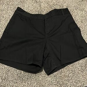 Dickies - black shorts - size 15